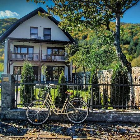 Villa Vrelo Bosne Sarajevo Buitenkant foto