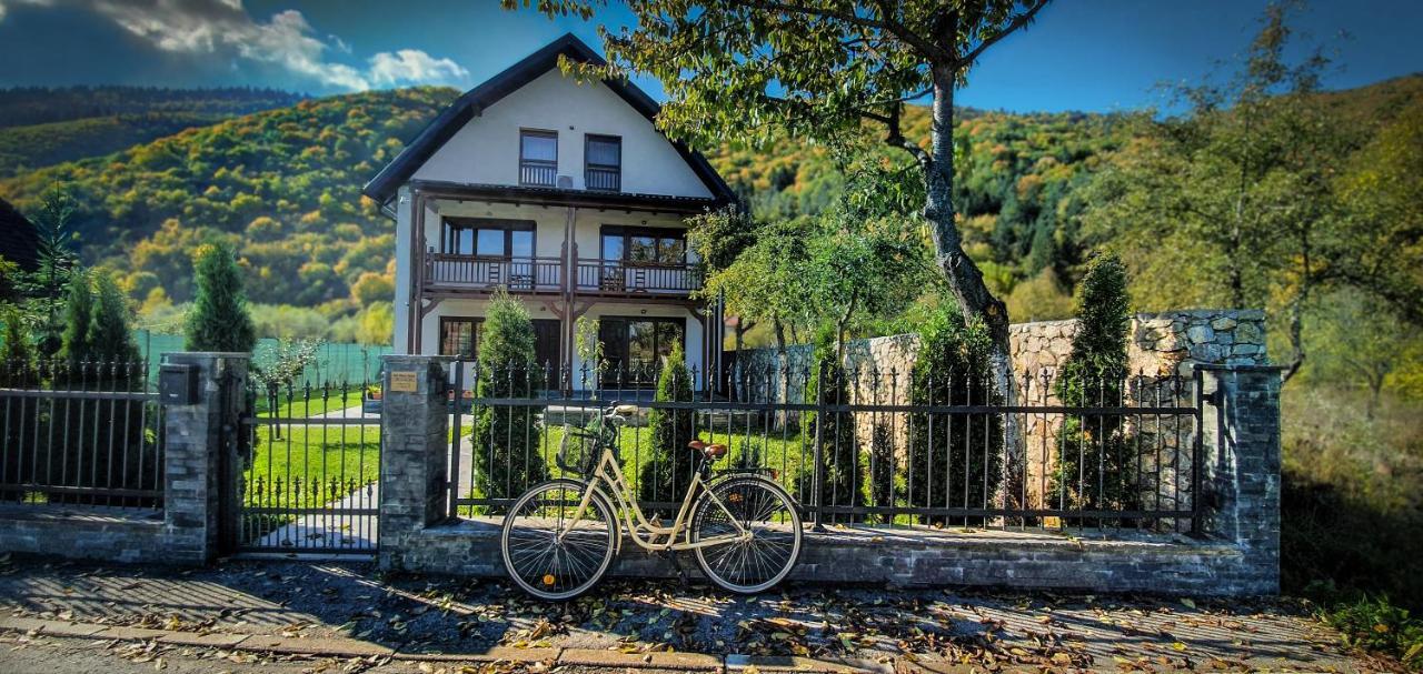Villa Vrelo Bosne Sarajevo Buitenkant foto